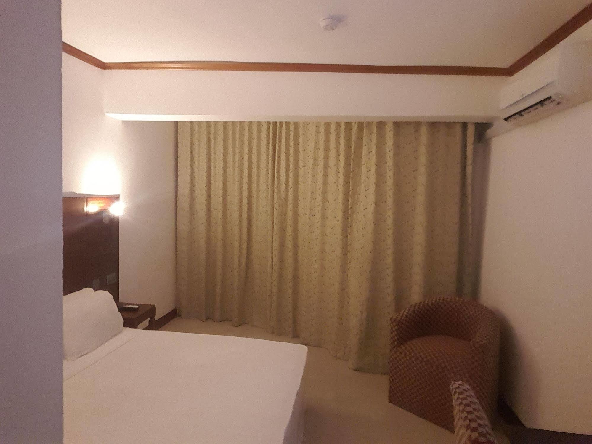 Golden Gate Hotel Kumasi Exterior foto